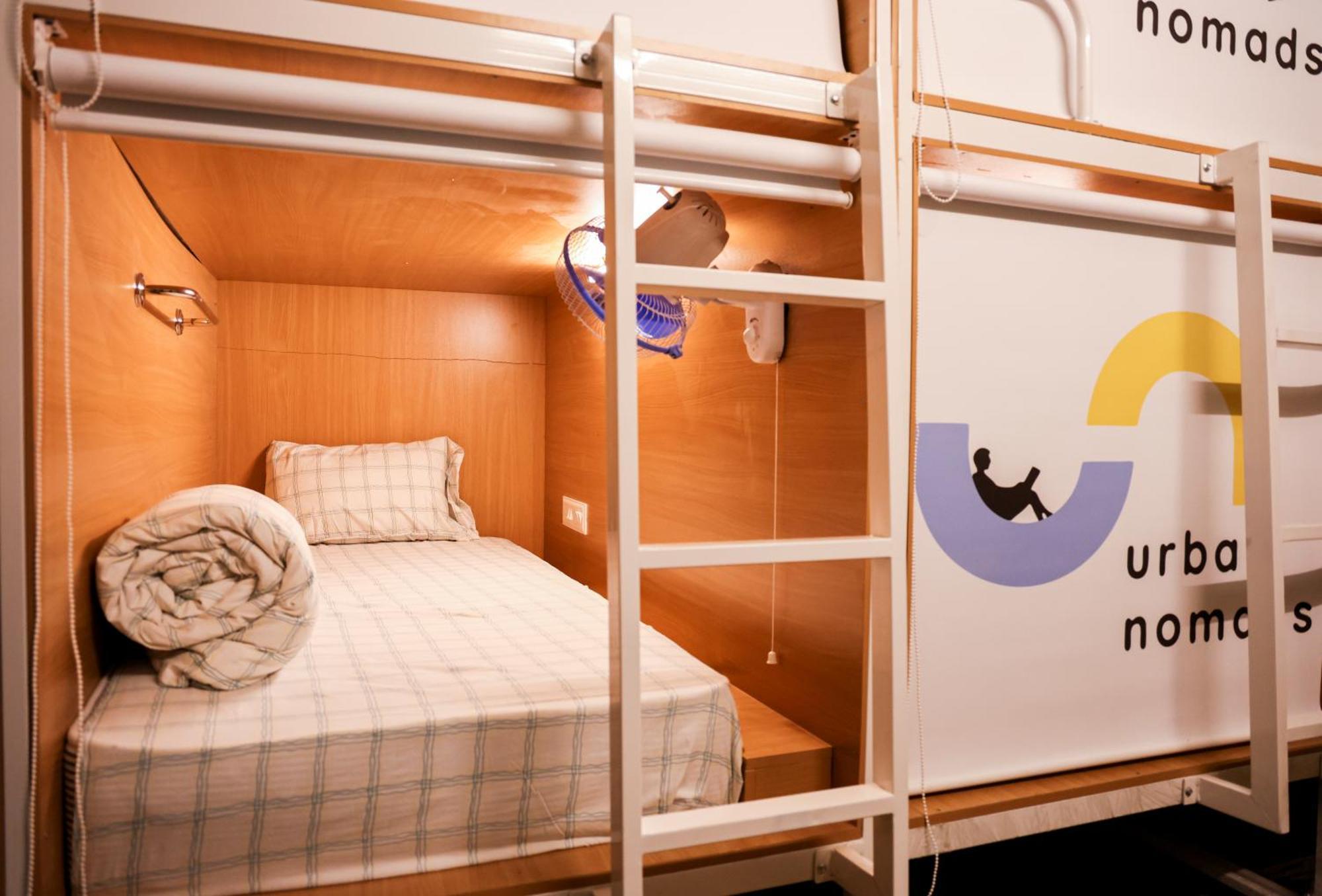 Hostel Urban Nomads Pune Riverside Colive Cowork Exterior foto