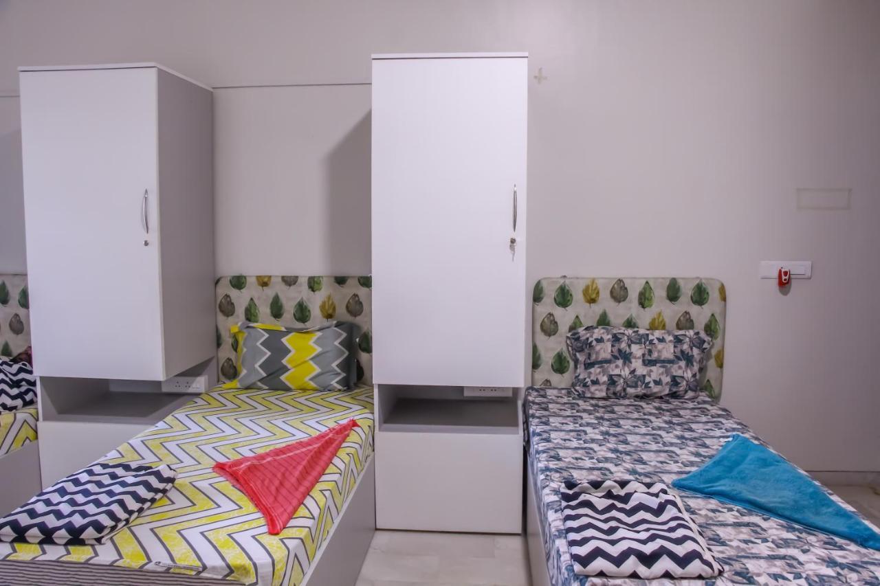 Hostel Urban Nomads Pune Riverside Colive Cowork Exterior foto